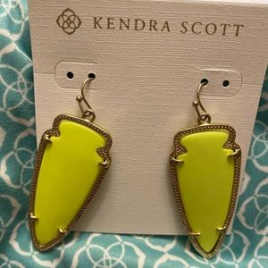 Kendra Scott skylar earrings neon yellow